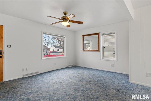 2621 S 4TH Street, Springfield, IL 62703