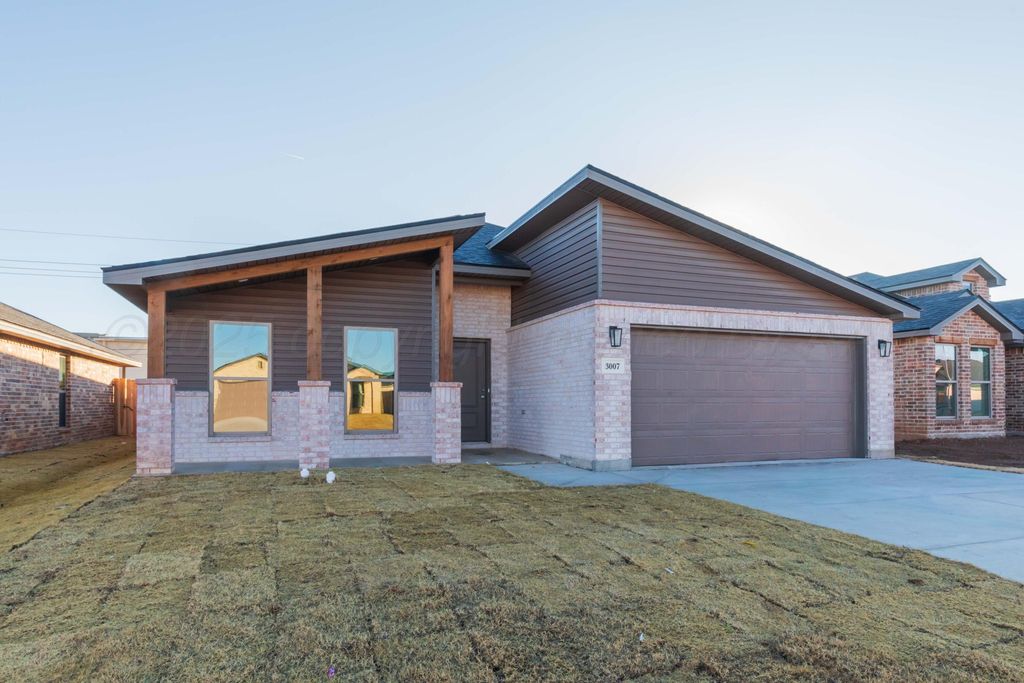 3007 Farmyard Drive, Amarillo, TX 79124