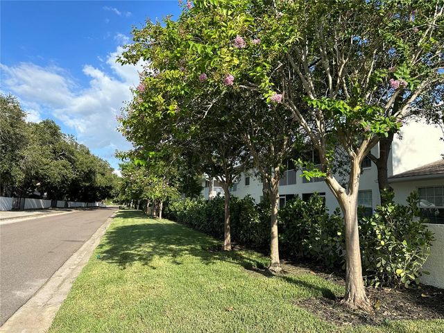 3890 34TH AVENUE S 103, St Petersburg, FL 33711