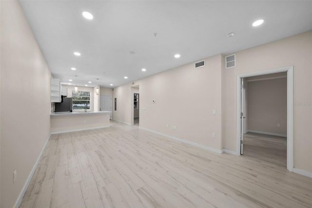 3890 34TH AVENUE S 103, St Petersburg, FL 33711