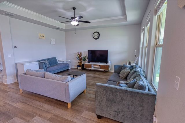 7910 Hulk Dr, Corpus Christi, TX 78414