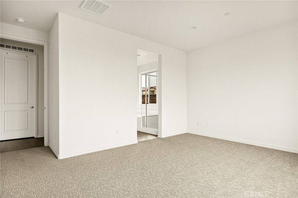 Image 13 of property listing at 7908 Santorini, Highland, CA 92346