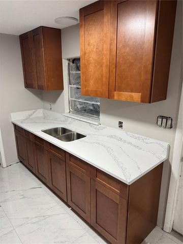 37253 WESTVIEW AVENUE, Dade City, FL 33525