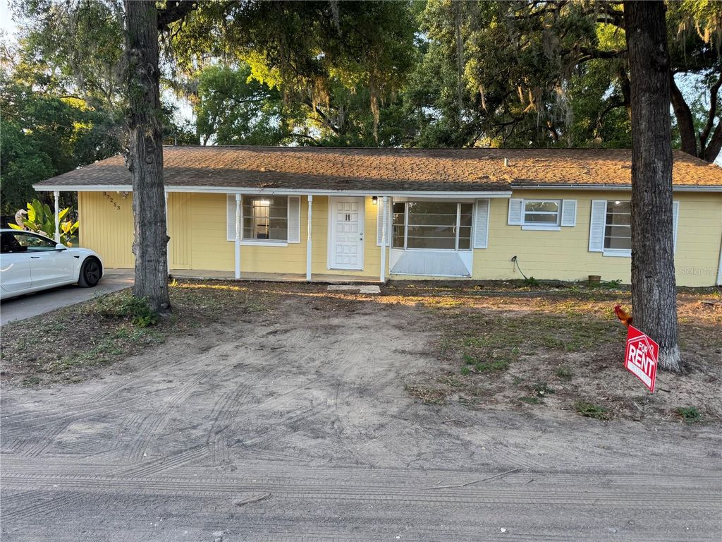 37253 WESTVIEW AVENUE, Dade City, FL 33525