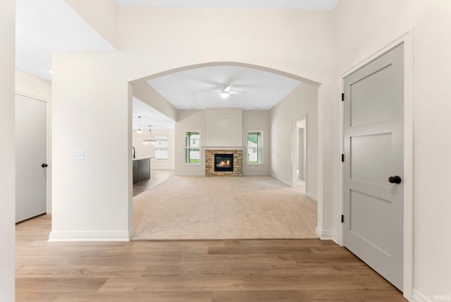 14283 Kidd Creek Crossover, Fort Wayne, IN 46845