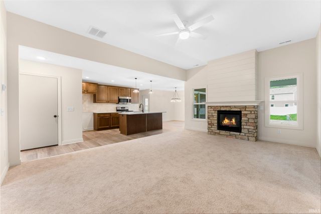 14283 Kidd Creek Crossover, Fort Wayne, IN 46845