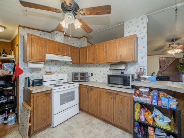 111 Pecan Orchard LN, Marble Falls, TX 78654