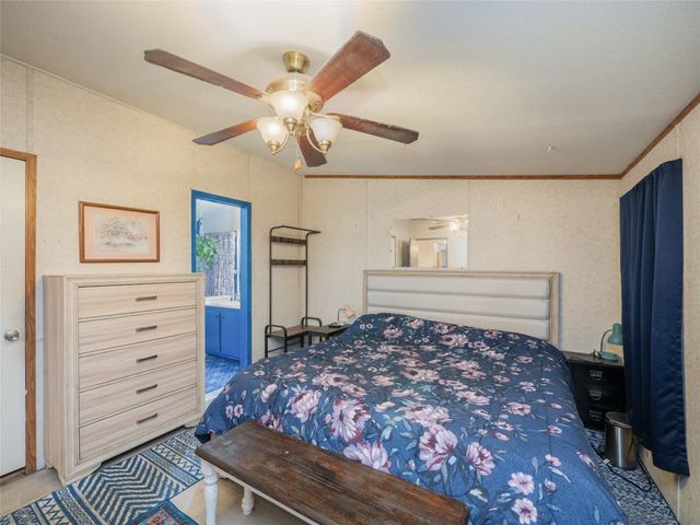 111 Pecan Orchard LN, Marble Falls, TX 78654