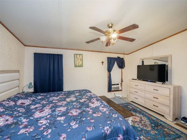 111 Pecan Orchard LN, Marble Falls, TX 78654