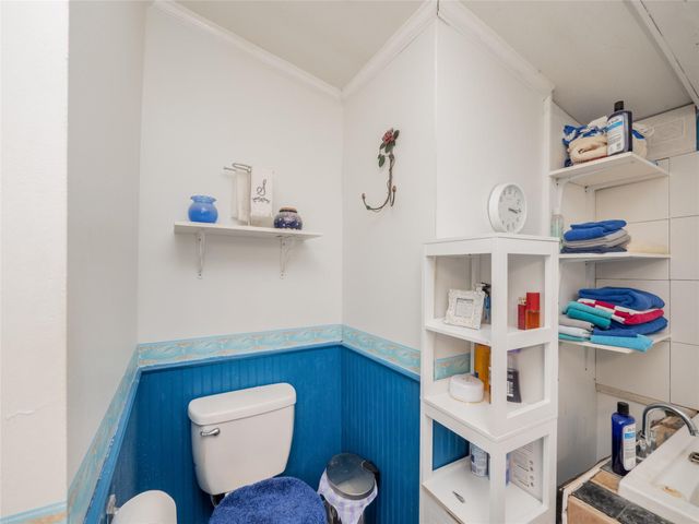 111 Pecan Orchard LN, Marble Falls, TX 78654