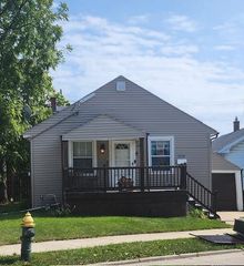 2029 Grange AVENUE, Racine, WI 53403
