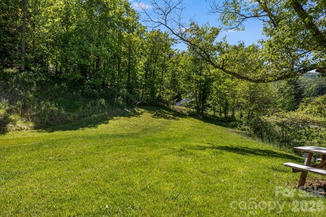 753 Bolens Creek Road, Burnsville, NC 28714