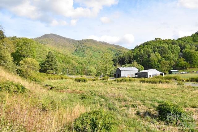 753 Bolens Creek Road, Burnsville, NC 28714