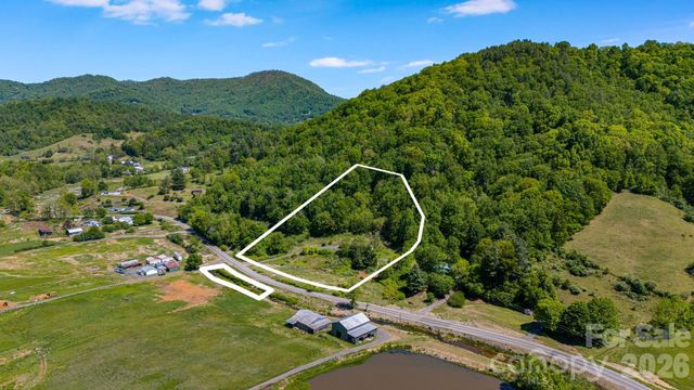 753 Bolens Creek Road, Burnsville, NC 28714