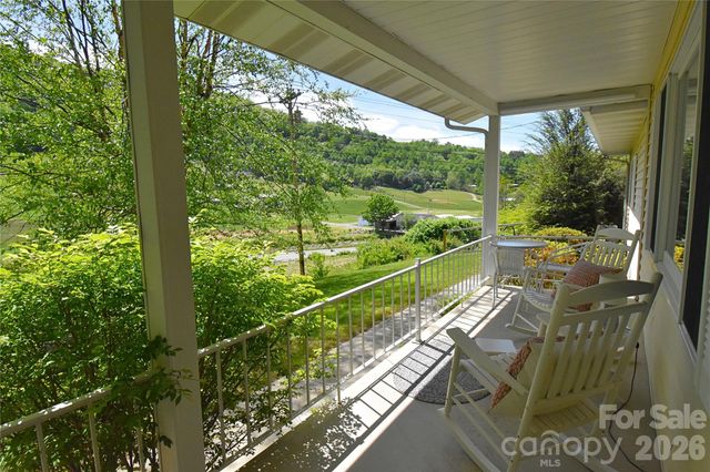 753 Bolens Creek Road, Burnsville, NC 28714