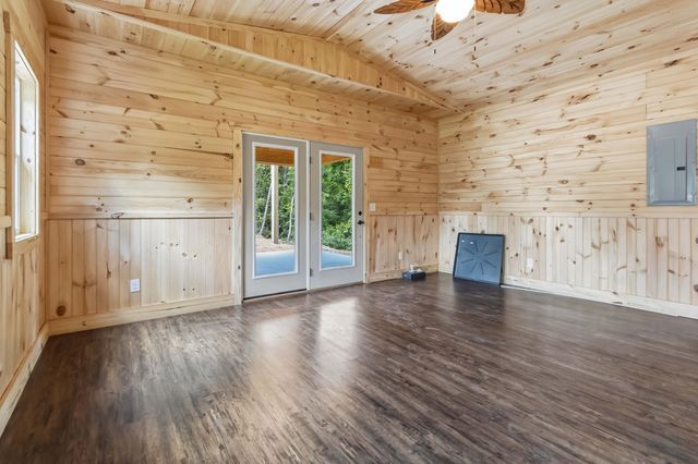 10 Cr-1762, Stearns, KY 42647