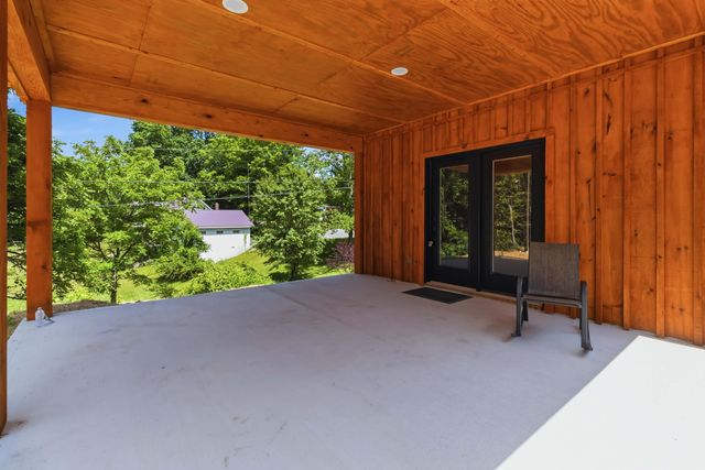 10 Cr-1762, Stearns, KY 42647