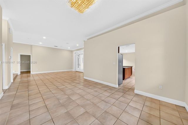 14040 SW 83rd Ct, Palmetto Bay, FL 33158