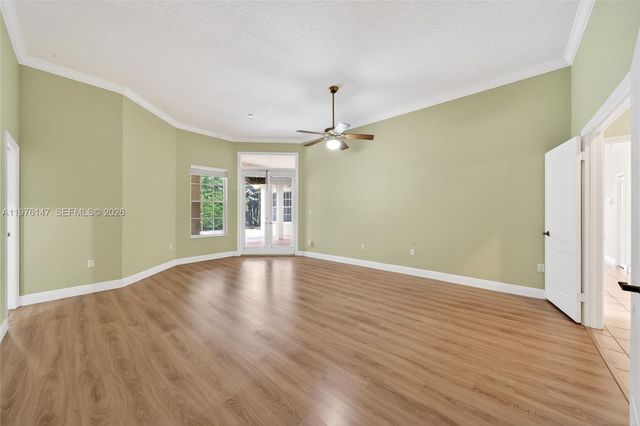 14040 SW 83rd Ct, Palmetto Bay, FL 33158