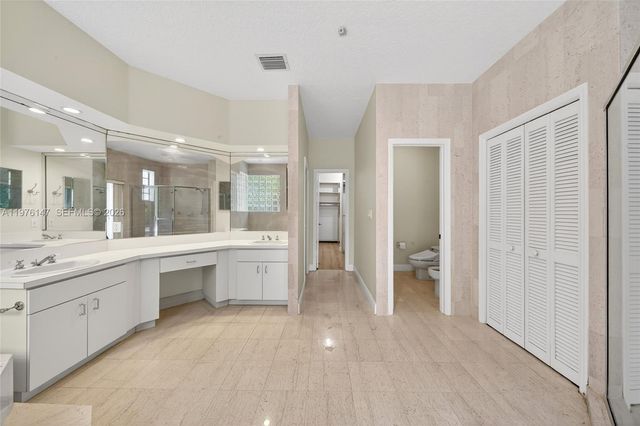 14040 SW 83rd Ct, Palmetto Bay, FL 33158