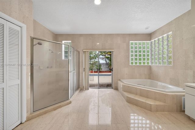 14040 SW 83rd Ct, Palmetto Bay, FL 33158