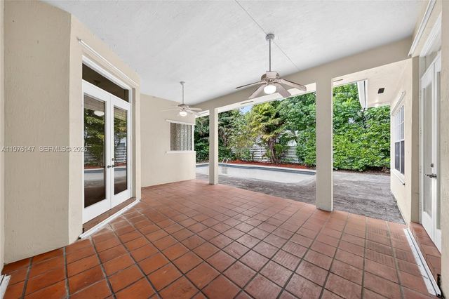 14040 SW 83rd Ct, Palmetto Bay, FL 33158