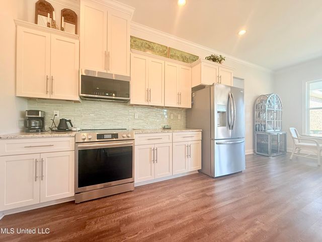 29 E Slope Drive, Carriere, MS 39426