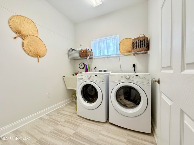 29 E Slope Drive, Carriere, MS 39426