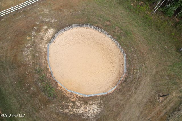 29 E Slope Drive, Carriere, MS 39426