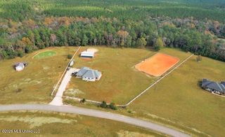 29 E Slope Drive, Carriere, MS 39426