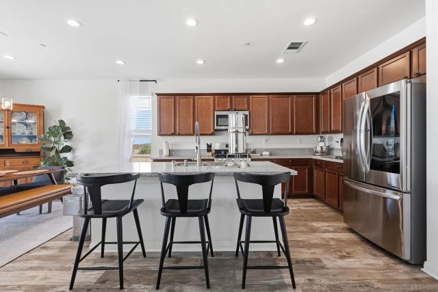 31573 Navy Sky Drive, Menifee, CA 92584