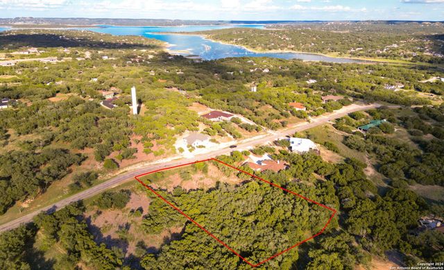 112 Sendera Way, Canyon Lake, TX 78133