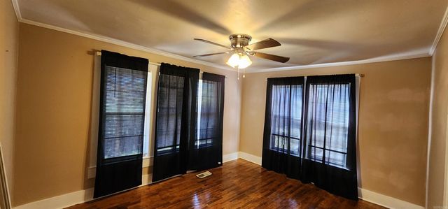 402 S 2Nd Street, Dardanelle, AR 72834