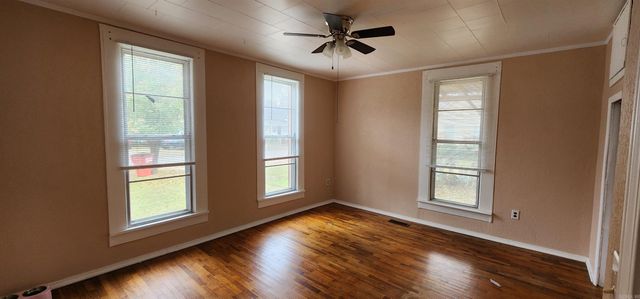 402 S 2Nd Street, Dardanelle, AR 72834