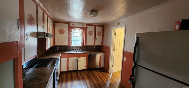 402 S 2Nd Street, Dardanelle, AR 72834