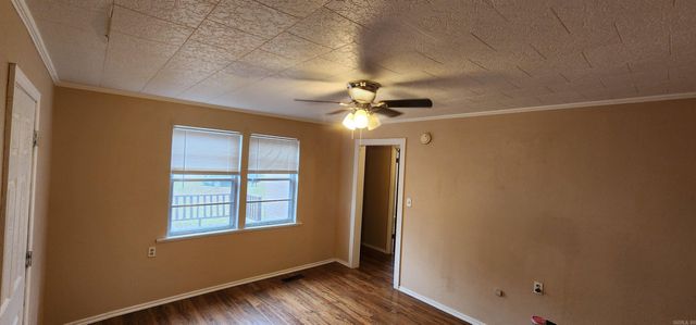 402 S 2Nd Street, Dardanelle, AR 72834