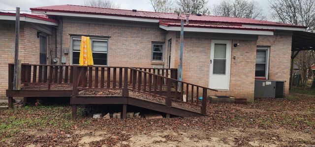 402 S 2Nd Street, Dardanelle, AR 72834