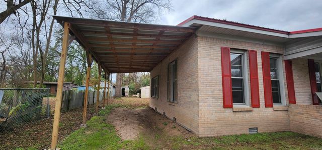 402 S 2Nd Street, Dardanelle, AR 72834