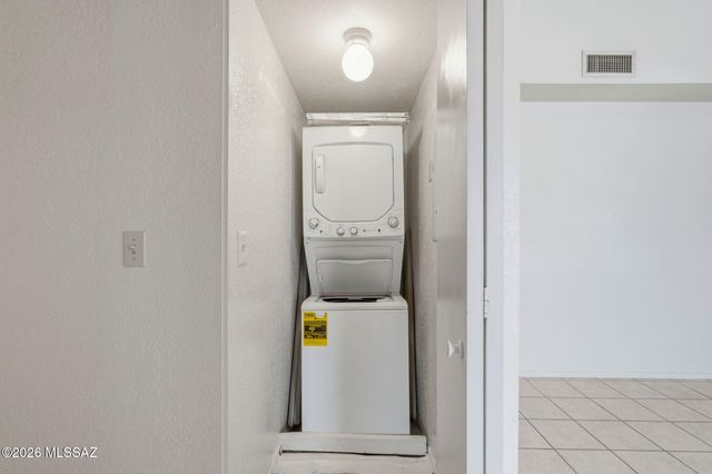7920 E Colette Cir Unit 66, Tucson, AZ 85748