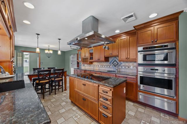 40 Magnolia Drive, Fishkill, NY 12590