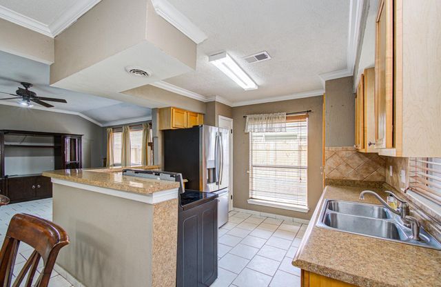 11807 Basilica Street, Houston, TX 77099