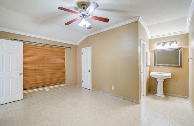 11807 Basilica Street, Houston, TX 77099