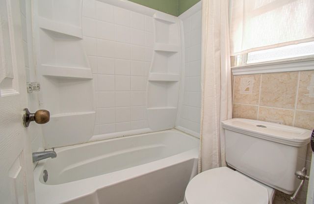 11807 Basilica Street, Houston, TX 77099