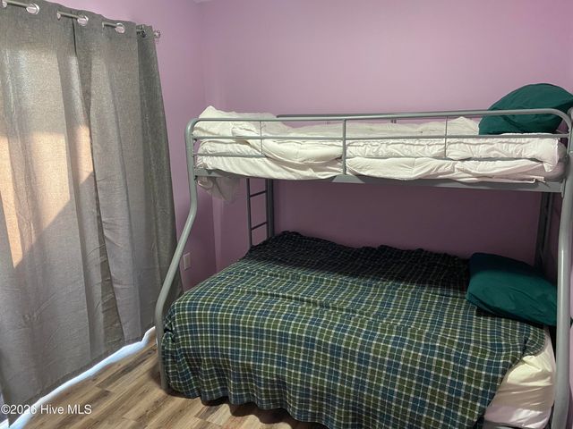 101 Summer Place Drive, N Topsail Beach, NC 28460