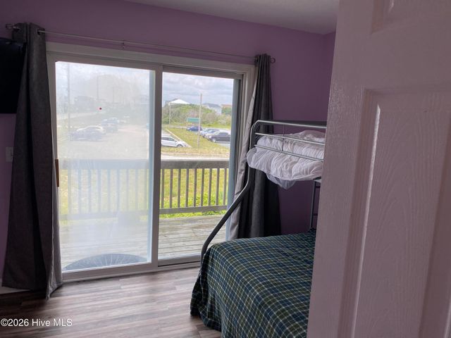 101 Summer Place Drive, N Topsail Beach, NC 28460
