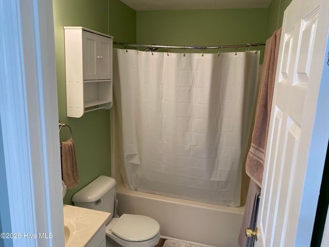 101 Summer Place Drive, N Topsail Beach, NC 28460