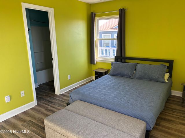 101 Summer Place Drive, N Topsail Beach, NC 28460