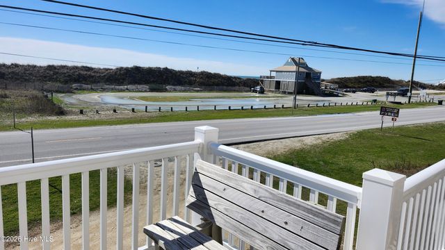 101 Summer Place Drive, N Topsail Beach, NC 28460