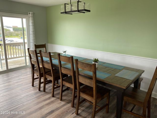 101 Summer Place Drive, N Topsail Beach, NC 28460