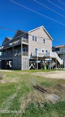 101 Summer Place Drive, N Topsail Beach, NC 28460